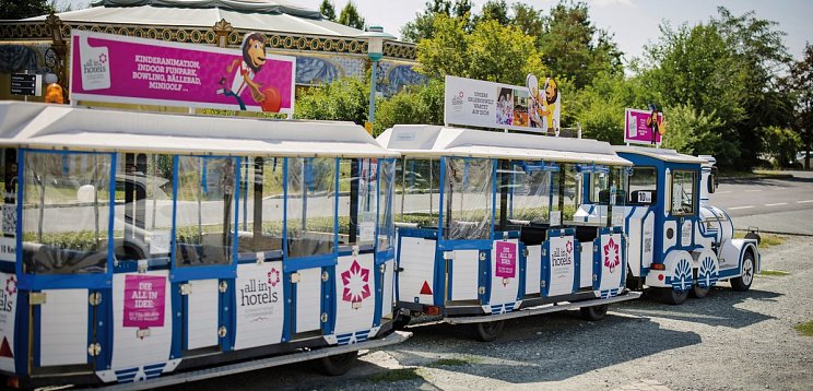 Familienfreundlichkeit trifft Komfort - Thermenhotel Vier Jahreszeiten