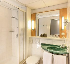 Ibis Hotel Mariahilf & DAS PHANTOM DER OPER