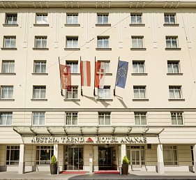 Holiday on Ice - Hotel Ananas