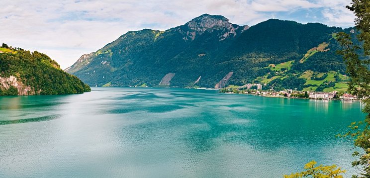 Große Bahnrundreise zwischen Alpen und Dolce Vita