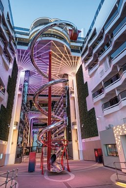 Westliches Mittelmeer mit MSC World Europa