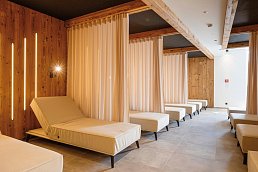 Fiss Suites by ALPS RESORTS