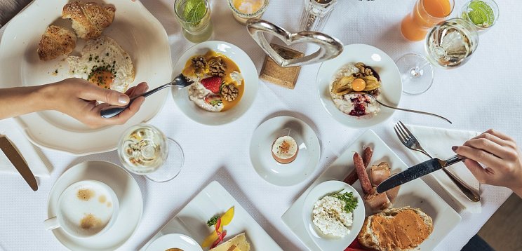 Hotel Vier Jahreszeiten**** – Ihre Wohlfühloase im Pitztal