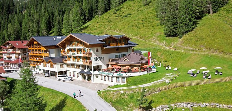 MAGIC MOUNTAINS Hotel Alpenhof