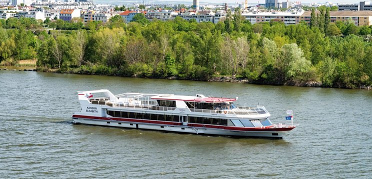 Sunset Summer Cruise - MS Kaiserin Elisabeth