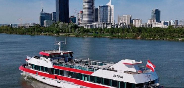 Sunset Summer Cruise - MS Kaiserin Elisabeth